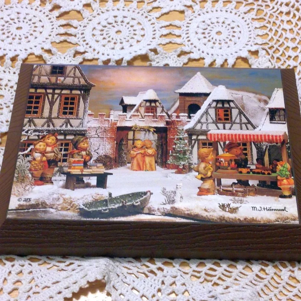 Vintage M. J. Hummel wall plaque from ars and Renner Davis